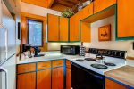 Kitchen - decor varies